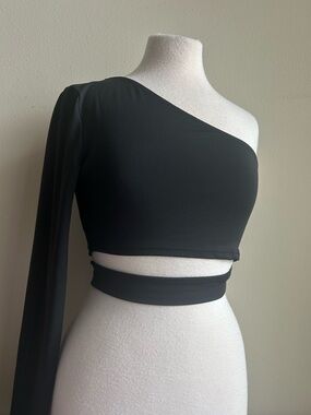 SHEIN Black One-Shoulder Long Sleeve Crop Top